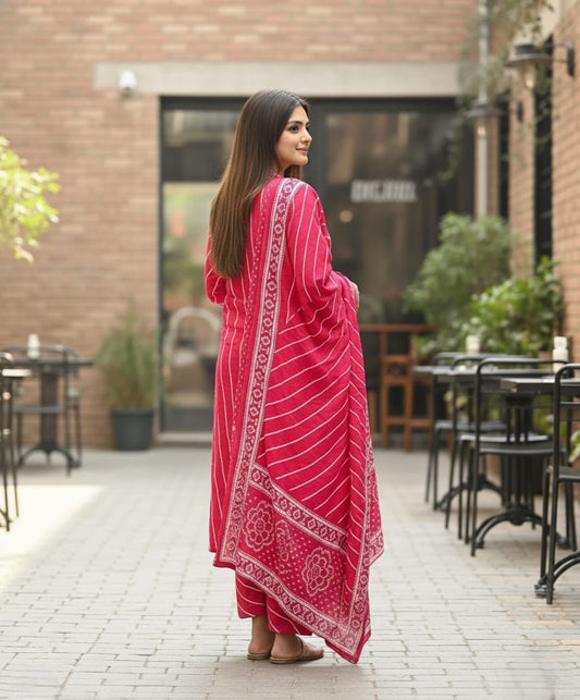 Women Traditional Look Kurta Pant Dupatta Set