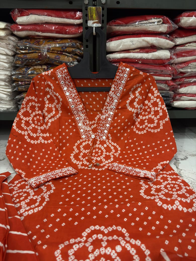 Women Traditional Look Kurta Pant Dupatta Set