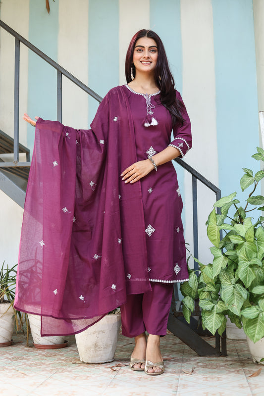 Ready-to-Wear 3-Piece Ethnic Suit Kurti, Pant, Dupatta