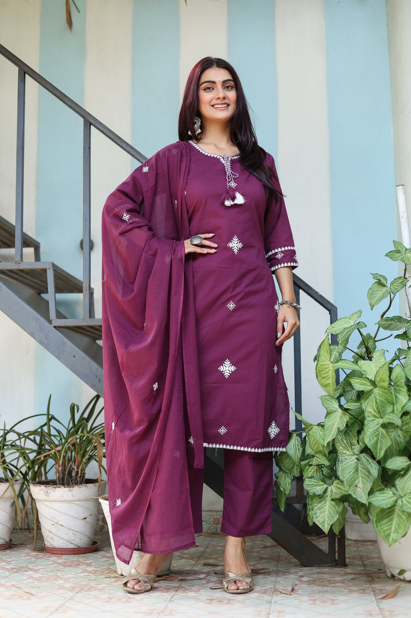 Ready-to-Wear 3-Piece Ethnic Suit Kurti, Pant, Dupatta