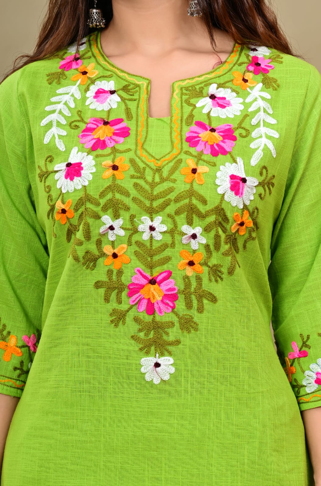 Gulbahar Hari Kurta Set