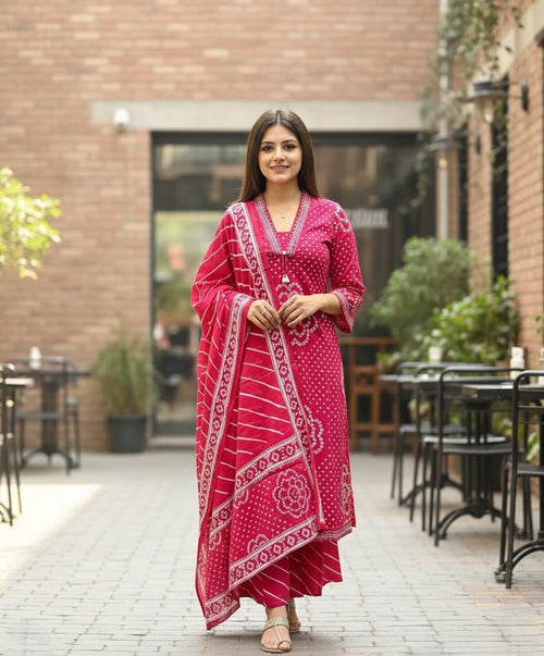 Women Traditional Look Kurta Pant Dupatta Set