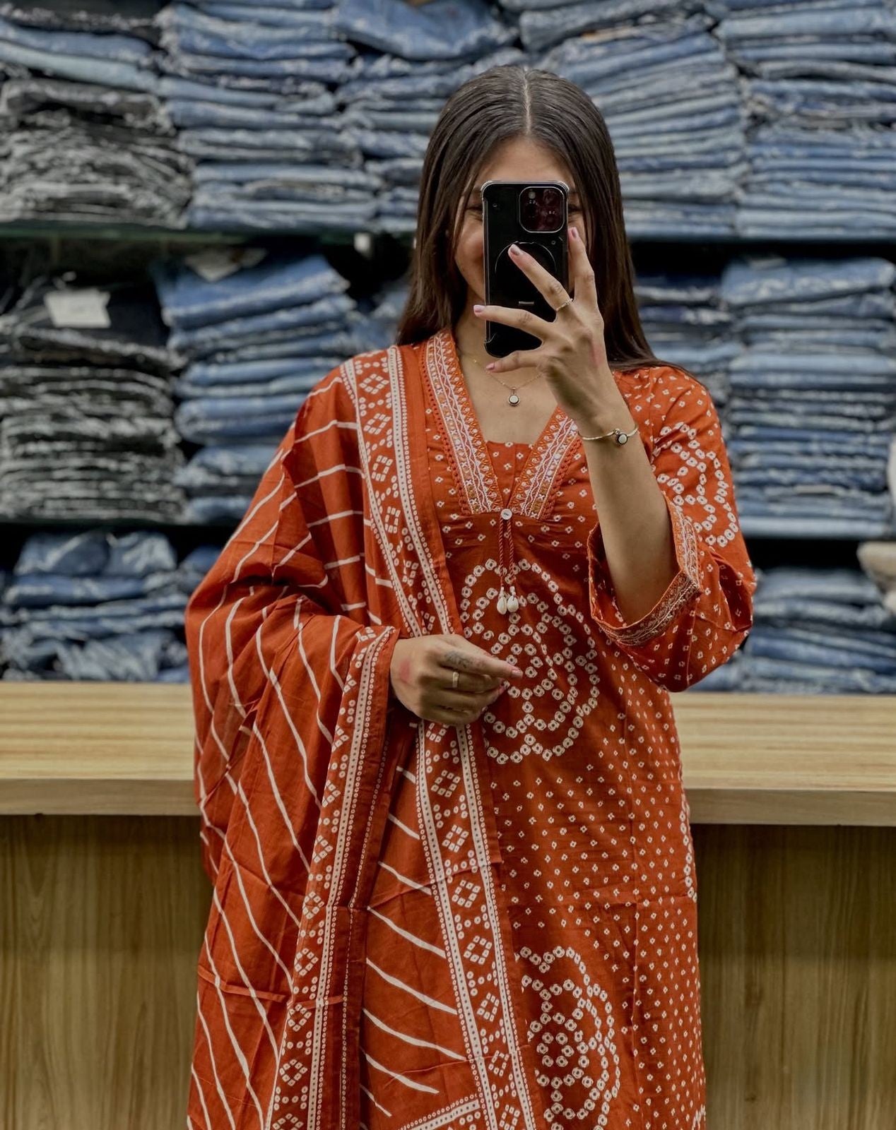 Women Traditional Look Kurta Pant Dupatta Set